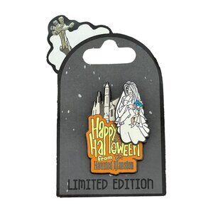 Disney Parks Walt Disney World Happy Halloween Haunted Mansion Little Leota Pin